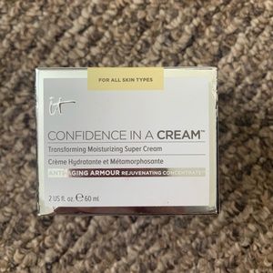 NEW IT Cosmetics Confidence in a Cream